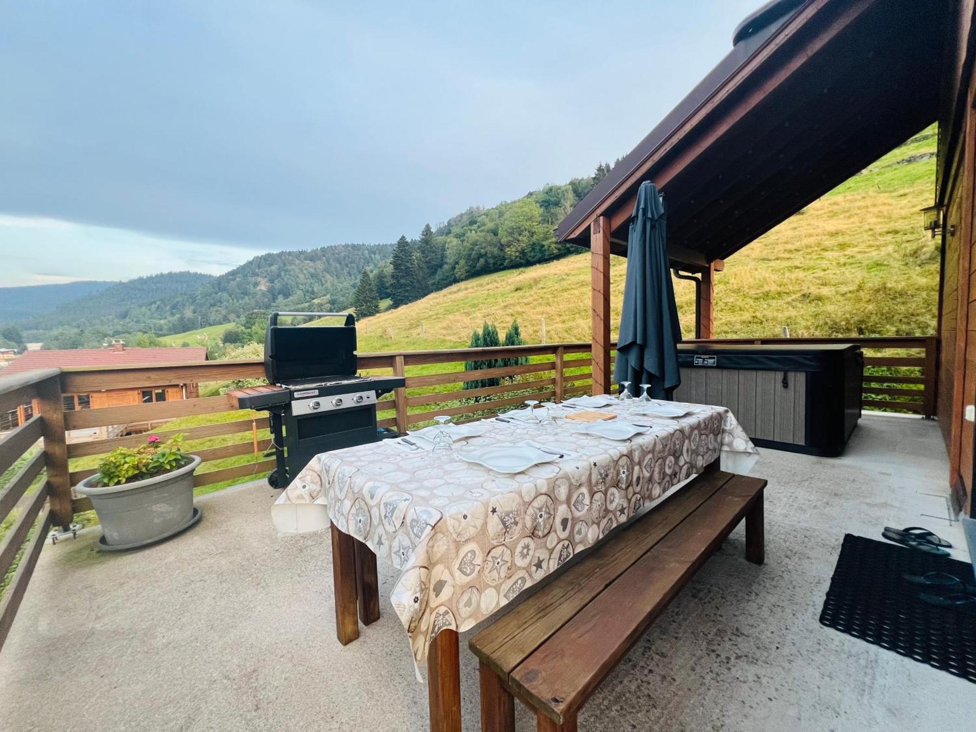 Willa Casa De Monzel With 6-Person Jacuzzi & Panoramic View La Bresse Zewnętrze zdjęcie